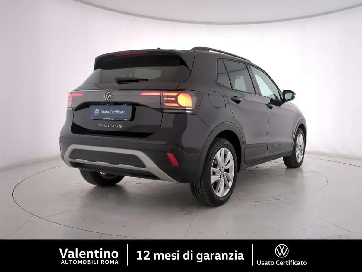 Usata VW T-Cross Life 116 CV (85 kW) 2024 Nero SUV