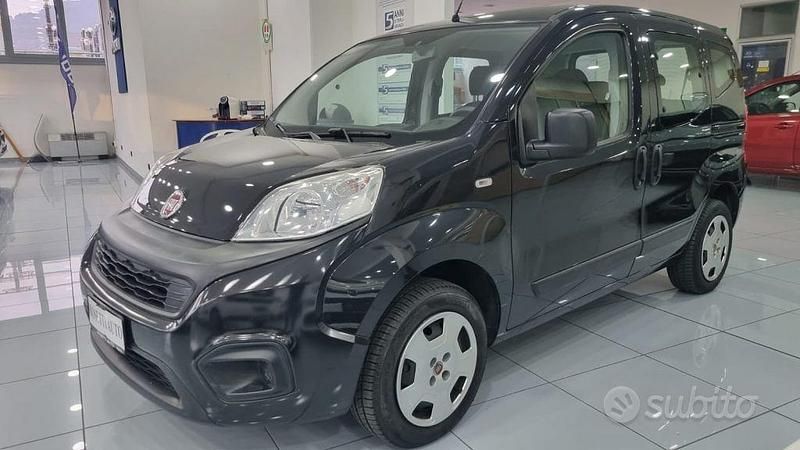 Usata Fiat Qubo Lounge 77 CV (56 kW) 2017 Nero Monovolume