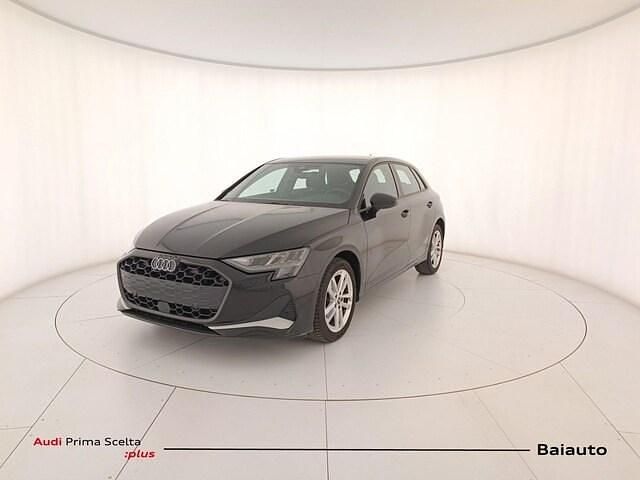 Usata Audi A3 Advanced Plus 116 CV (85 kW) 2024 Nero mythos metallizzato Berlina