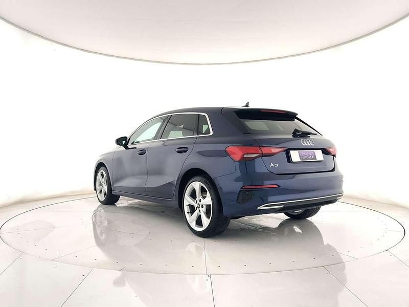 Usata Audi A3 Advanced 150 CV (110 kW) 2022 Blu metallizzato Berlina