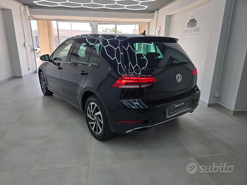 Usata VW Golf VII 116 CV (85 kW) 2019 Nero Utilitaria