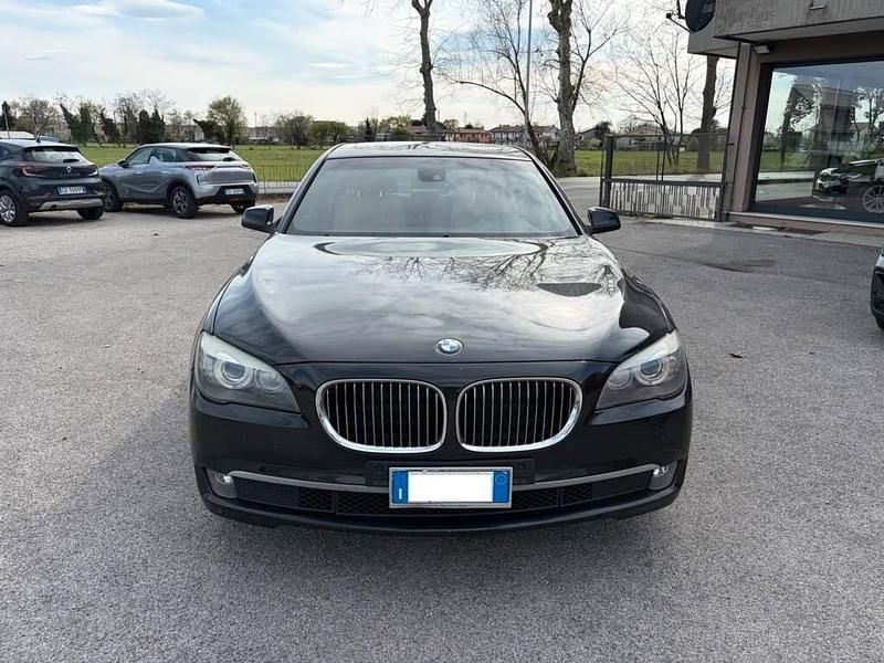 Begagnad BMW 730 245 HK (180 kW) 2012 Svart Sedan