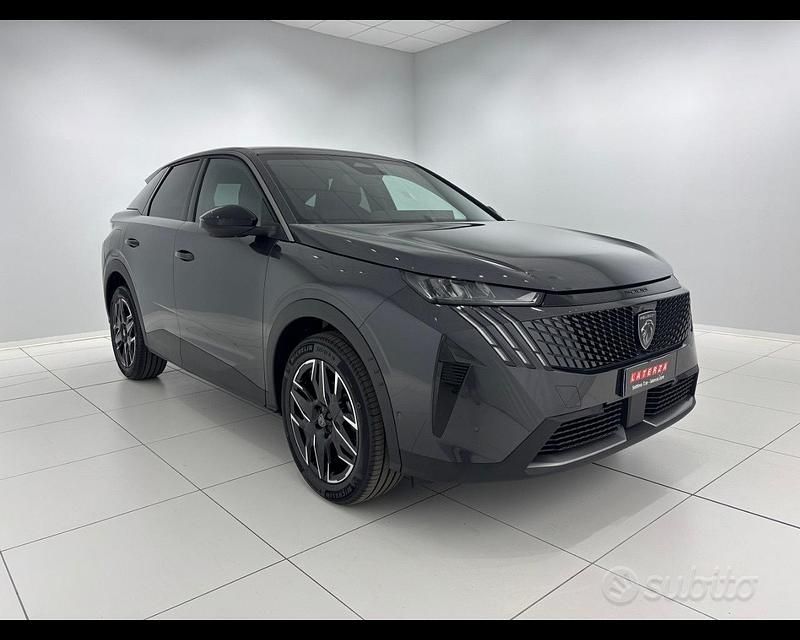 Usata Peugeot 3008 Allure 145 CV (106 kW) 2024 Gray Pick-up