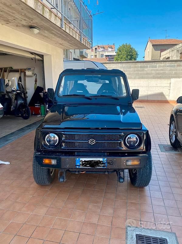 Usata Suzuki Samurai 69 CV (50 kW) 1995 Nero SUV