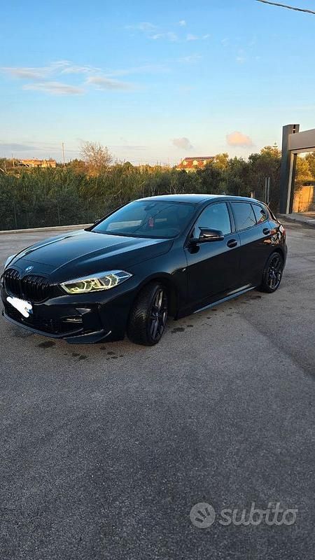 Usata BMW 116 M Sport 116 CV (85 kW) 2020 Nero Utilitaria