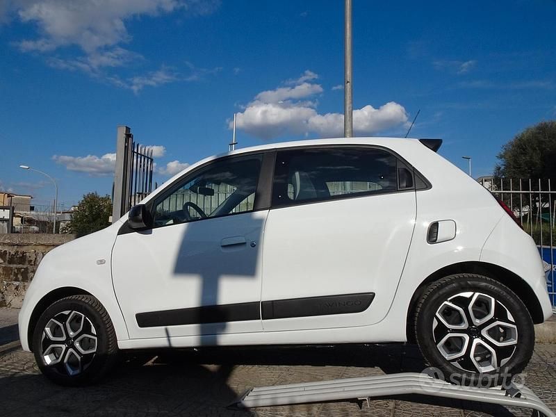 Usata Renault Twingo LIMITED 2023 Bianco Utilitaria
