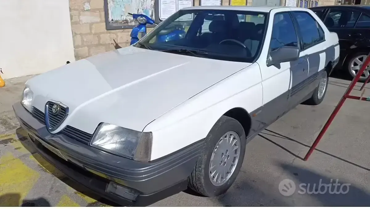 Usata Alfa Romeo 164 171 CV (125 kW) 1988 Bianco Berlina