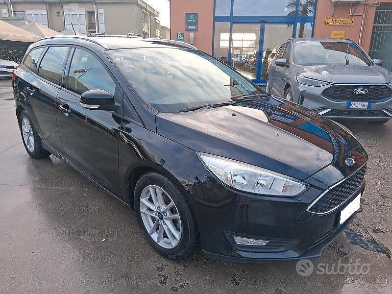 Usata Ford Focus Business Edition 120 CV (88 kW) 2018 Grigio Station wagon