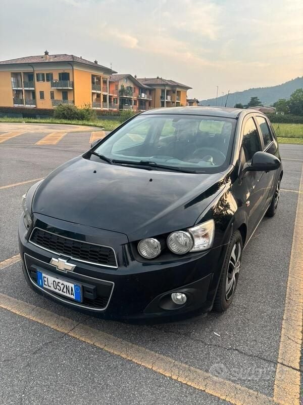 Usata Chevrolet Aveo LT 95 CV (69 kW) 2012 Nero Berlina