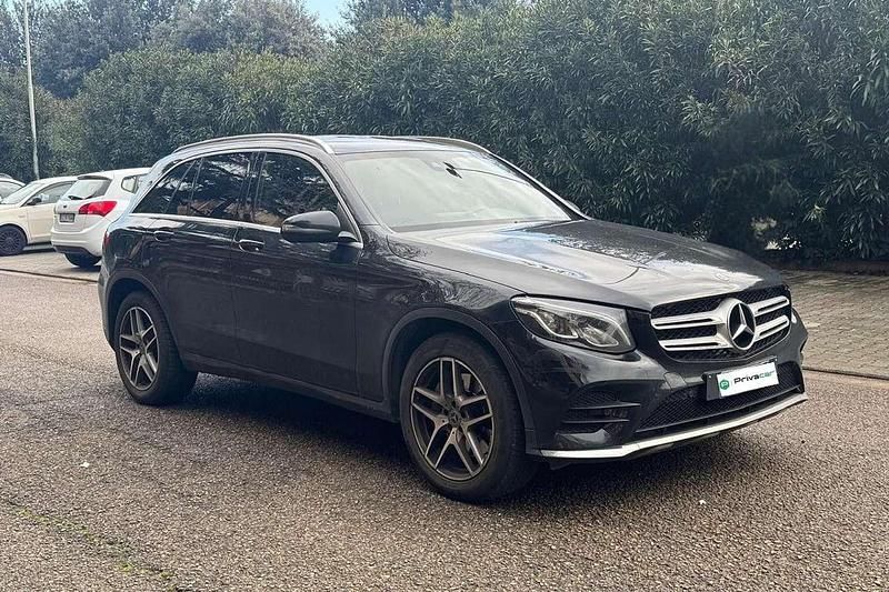 Usata Mercedes GLC220 Premium Plus 194 CV (142 kW) 2019 Nero Station wagon
