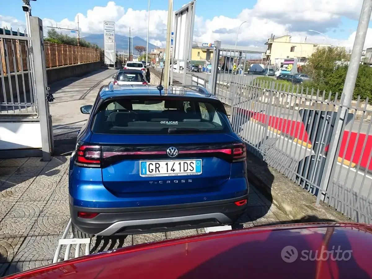 Usata VW T-Cross Style 116 CV (85 kW) 2019 Blu SUV