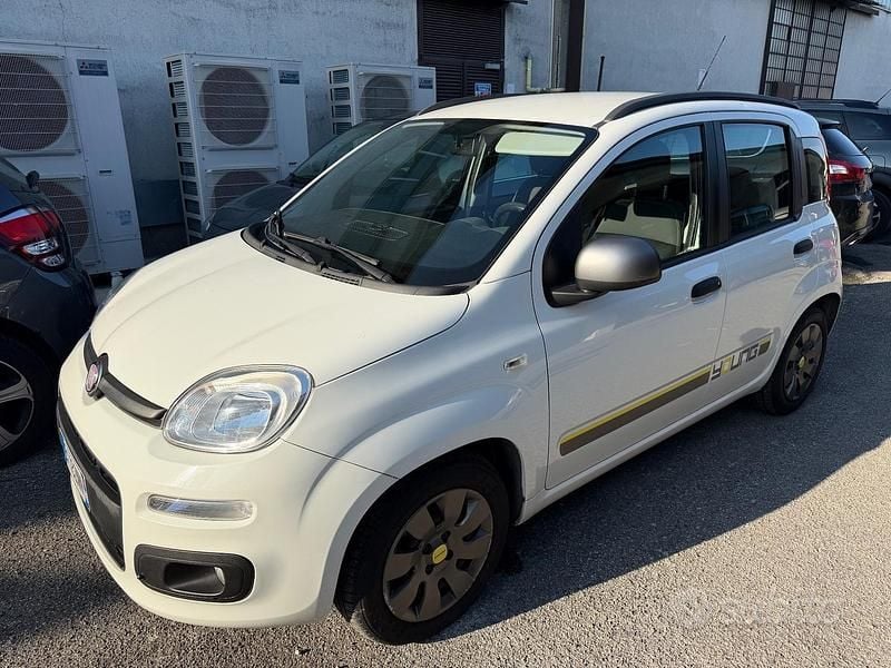 Bianco Usata 2014 Fiat Panda Young Tre volumi | 5990 € (Ottimo prezzo) - Immagine 1/4
