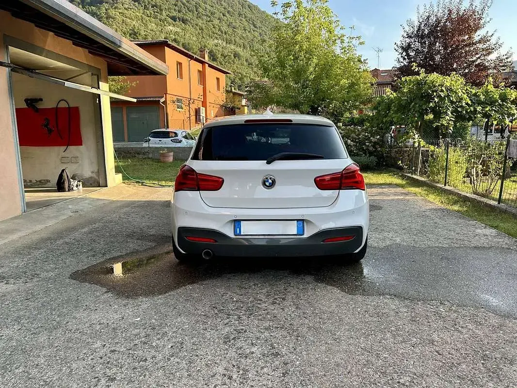 Usata BMW 116 M Sport 116 CV (85 kW) 2016 Bianco Utilitaria