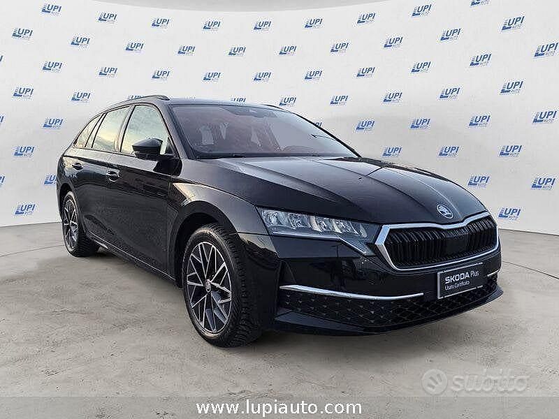 Usata Skoda Octavia Executive 150 CV (110 kW) 2024 Nero Station wagon