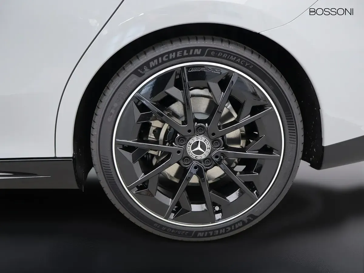 Nuova Mercedes CLA220 Premium 190 CV (139 kW) 2026 Grigio Berlina