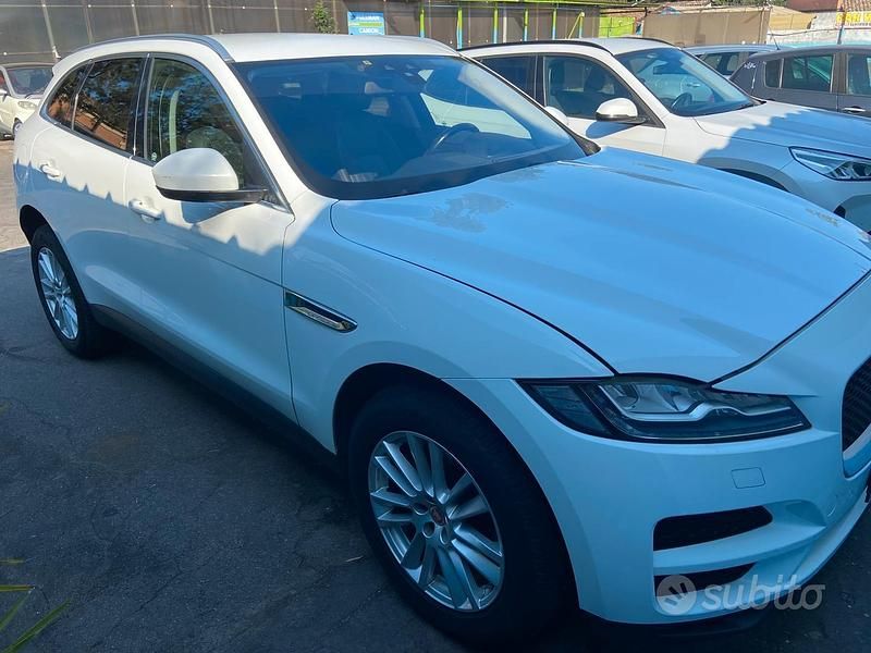 Usata Jaguar F-Pace 180 CV (132 kW) 2018 Bianco SUV