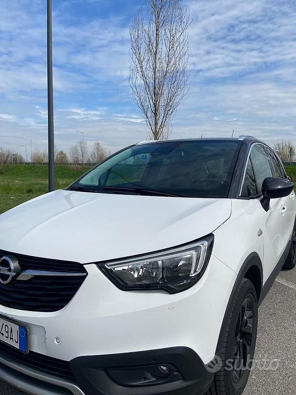 Usata Opel Crossland X 110 CV (80 kW) 2018 SUV