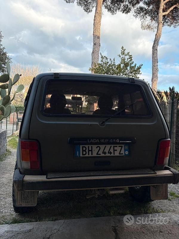 Usata Lada niva 2000 SUV