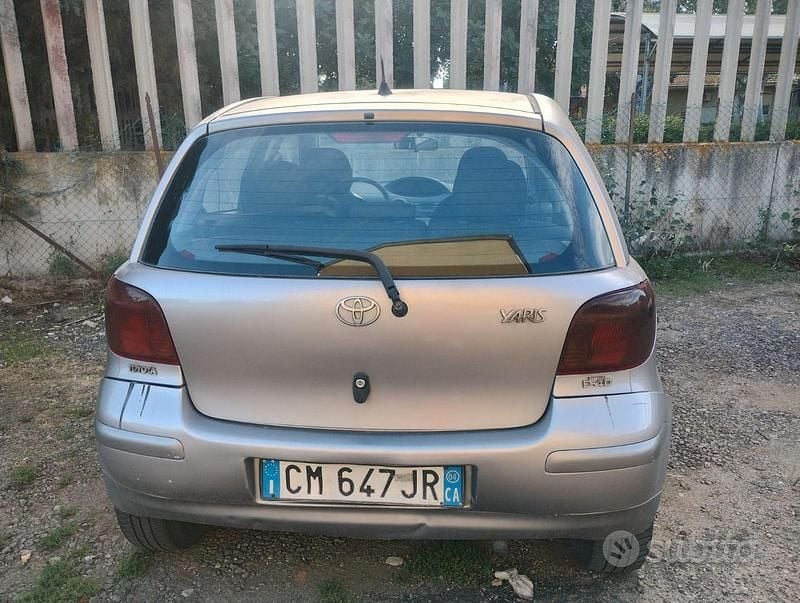 Usata Toyota Yaris 75 CV (55 kW) 2004