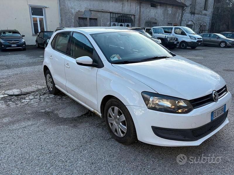 Usata VW Polo Comfortline 75 CV (55 kW) 2012 Bianco Berlina