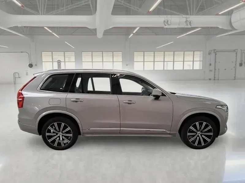 Usata Volvo XC90 Plus 235 CV (172 kW) 2023 Grigio SUV