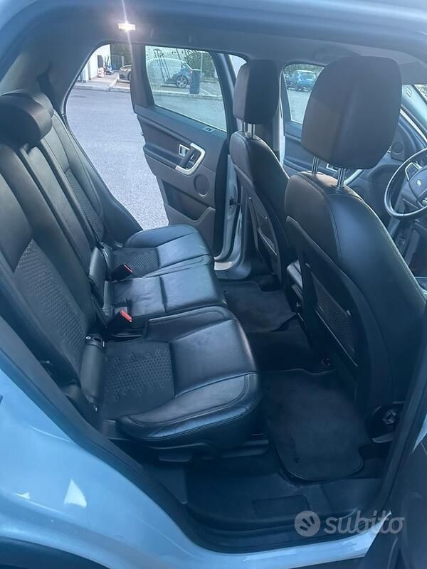 Usata Land Rover Discovery 4 136 CV (100 kW) 2016 Bianco SUV