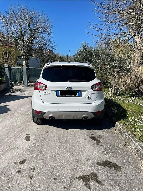 Usata Ford Kuga 136 CV (100 kW) 2010 Bianco SUV