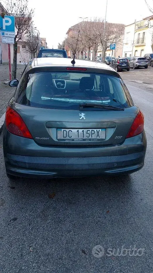 Usata Peugeot 207 2006 Berlina