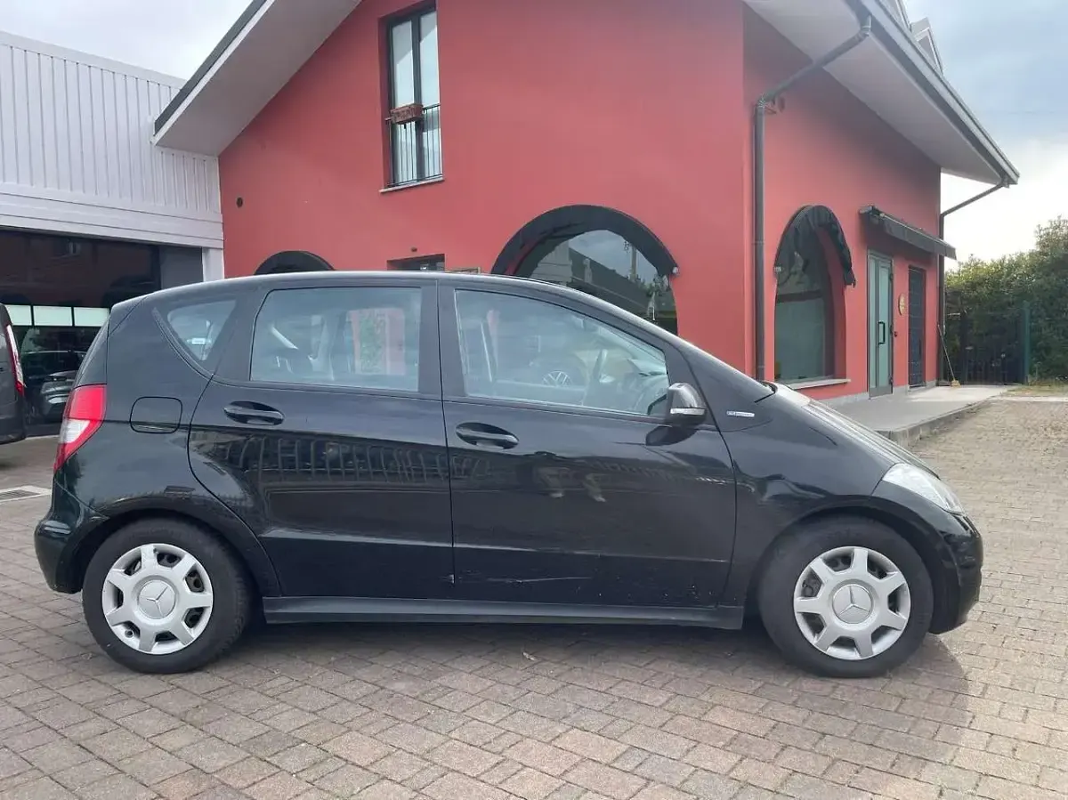 Usata Mercedes A160 Style 82 CV (60 kW) 2012 Nero Utilitaria