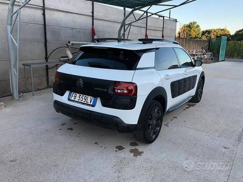 Usata Citroën C4 Cactus 99 CV (72 kW) 2016 Utilitaria