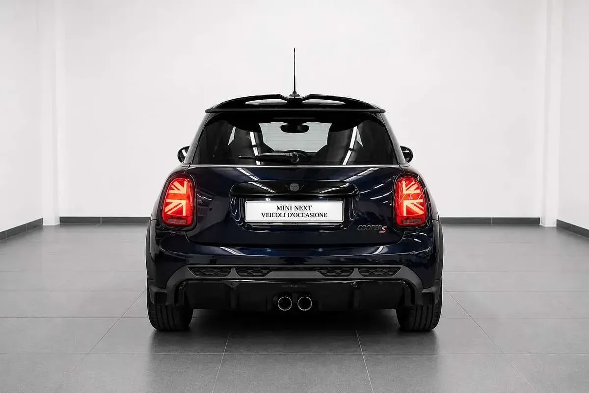 Usata Mini John Cooper Works 178 CV (130 kW) 2022 Nero Utilitaria