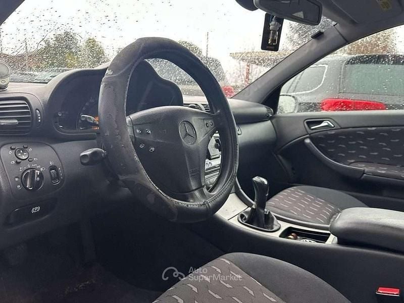 Usata Mercedes C63 AMG AMG 163 CV (119 kW) 2002 Gray Coupé