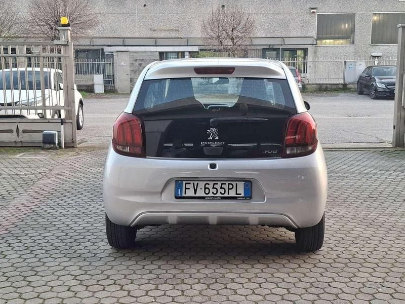 Usata Peugeot 108 Active 72 CV (52 kW) 2019 Argento Utilitaria
