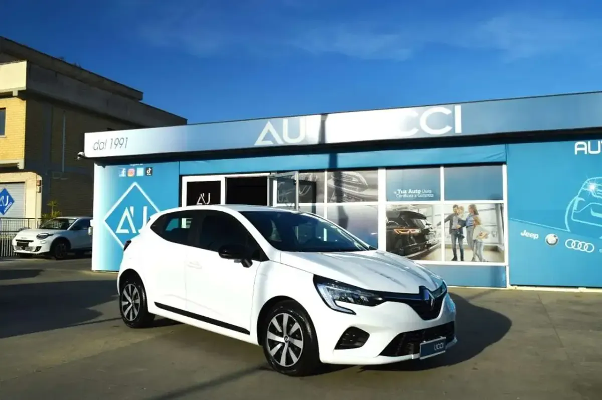 Usata Renault Clio V Equilibre 90 CV (66 kW) 2023 Bianco Berlina