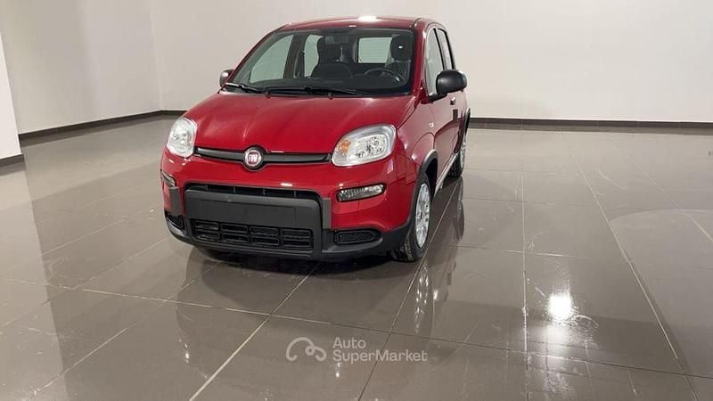 Rosso Usata 2024 Fiat Panda Launch Edition Due volumi | 11.900 € (Buon prezzo) - Immagine 1/4