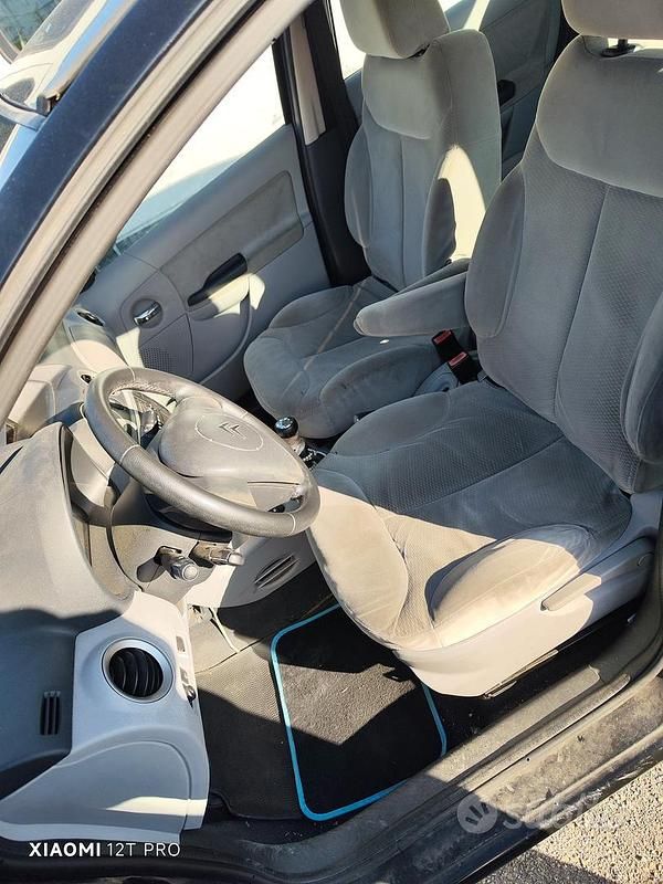 Usata Citroën C3 Exclusive 70 CV (51 kW) 2006 Berlina