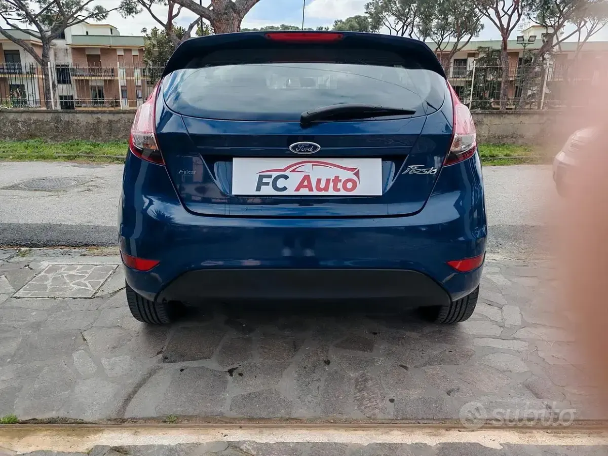 Occasion Ford Fiesta Titanium 97 PK (71 kW) 2013 Blauw Hatchback