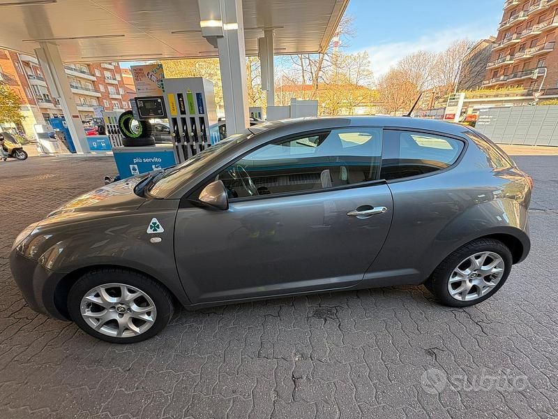 Usata Alfa Romeo MiTo 70 CV (51 kW) 2009 Grigio Utilitaria
