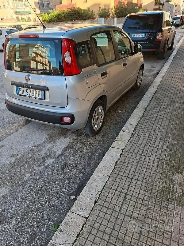 Usata Fiat Panda 69 CV (50 kW) 2015 Grigio Berlina