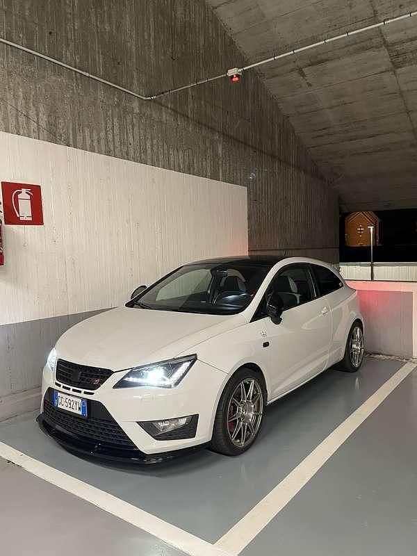 Usata Seat Ibiza CUPRA 192 CV (141 kW) 2016 Berlina