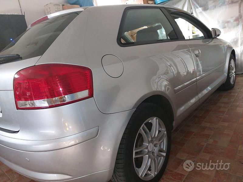 Usata Audi A3 140 CV (102 kW) 2006 Grigio Utilitaria