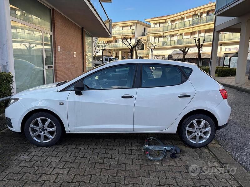 Usata Seat Ibiza Reference 270 CV (198 kW) 2009 Bianco Berlina