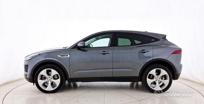 Usata Jaguar E-Pace 249 CV (183 kW) 2018 Grigio SUV
