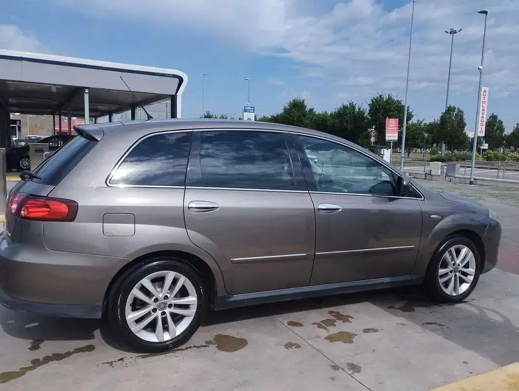 Usata Fiat Croma Dynamic 150 CV (110 kW) 2010 Station wagon