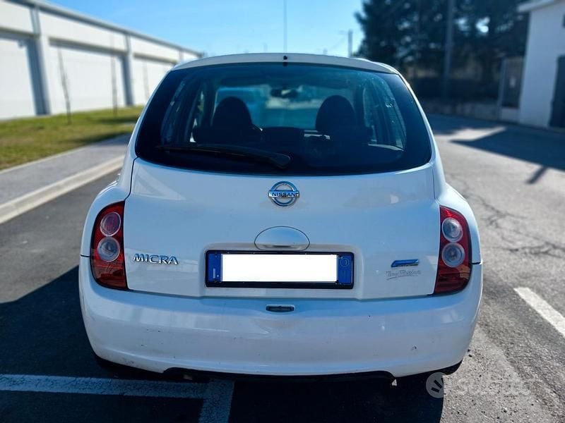 Usata Nissan Micra 80 CV (58 kW) 2010 Bianco Utilitaria