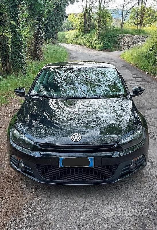 Usata VW Scirocco 122 CV (89 kW) 2011 Nero Coupé