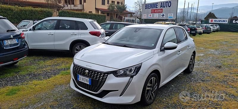 Usata Peugeot 208 GT 100 CV (73 kW) 2021 Bianco Utilitaria