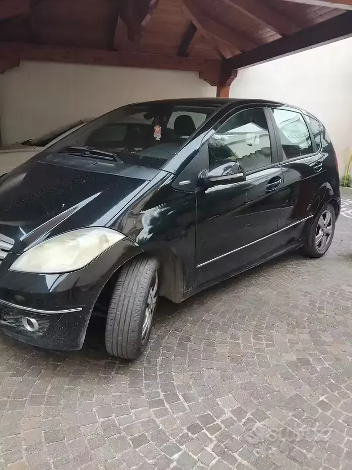 Usata Mercedes A150 95 CV (69 kW) 2009 Nero Utilitaria