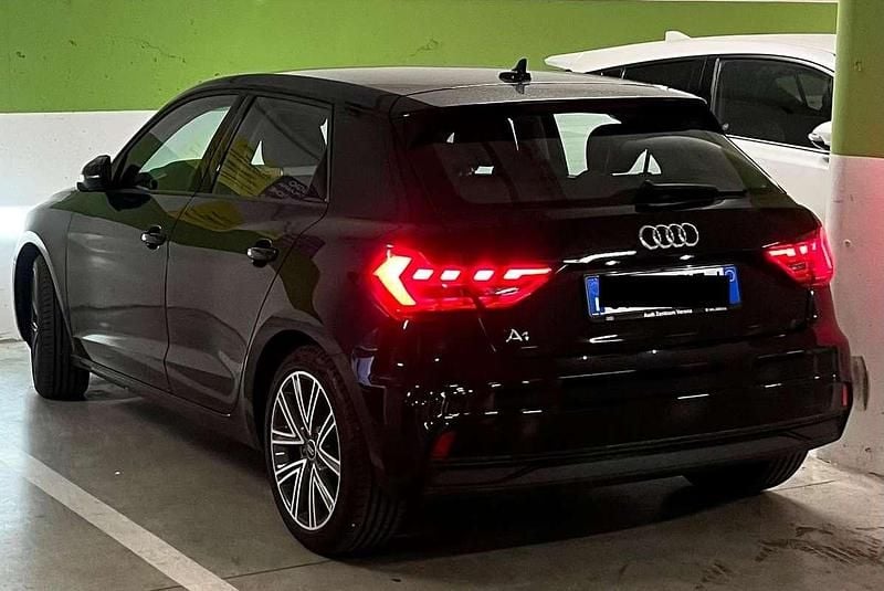 Usata Audi A1 Sportback Admired 95 CV (69 kW) 2023 Nero Utilitaria