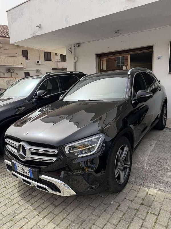 Usata Mercedes GLC220 194 CV (142 kW) 2020 Nero SUV